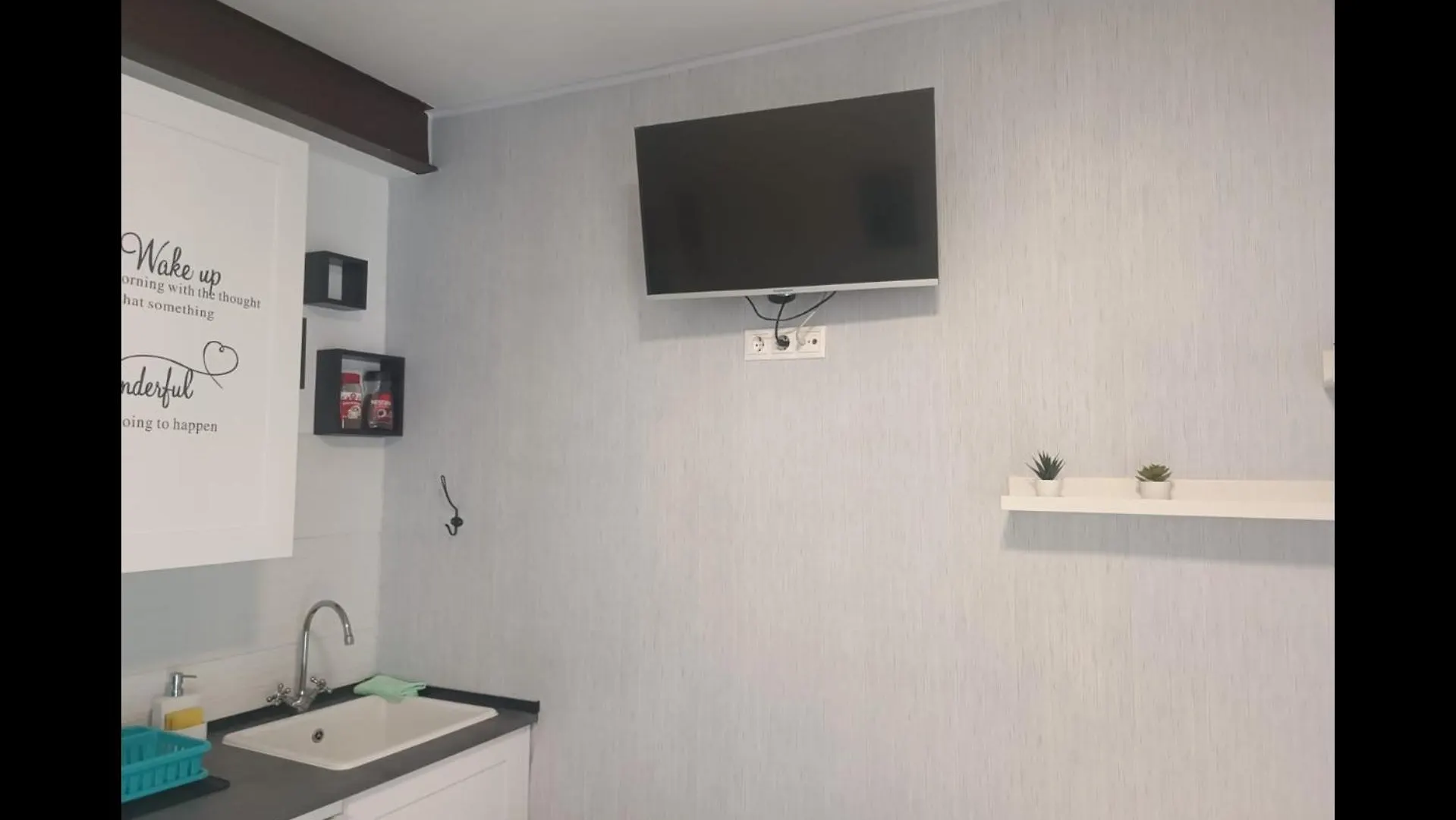 Estudio Luna Torremolinos 0*,